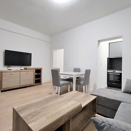 Luxury Korda Apartments 011 ブドヴァ エクステリア 写真