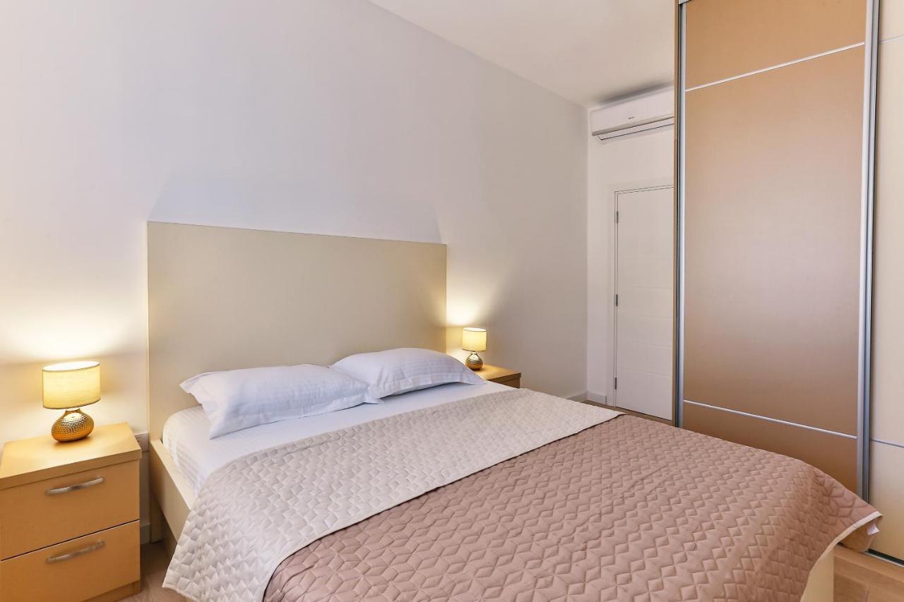 Luxury Korda Apartments 011 ブドヴァ エクステリア 写真